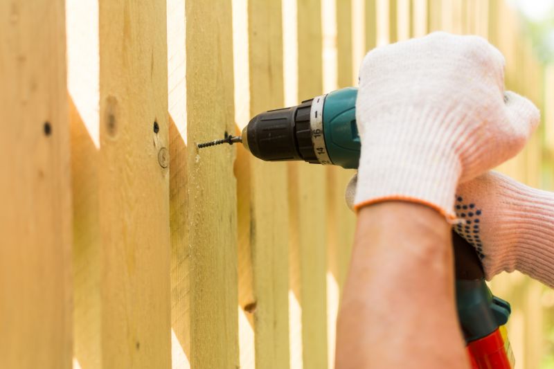 Who Does Fencing Installations